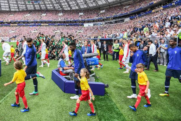 片是否在暗 片是否在暗