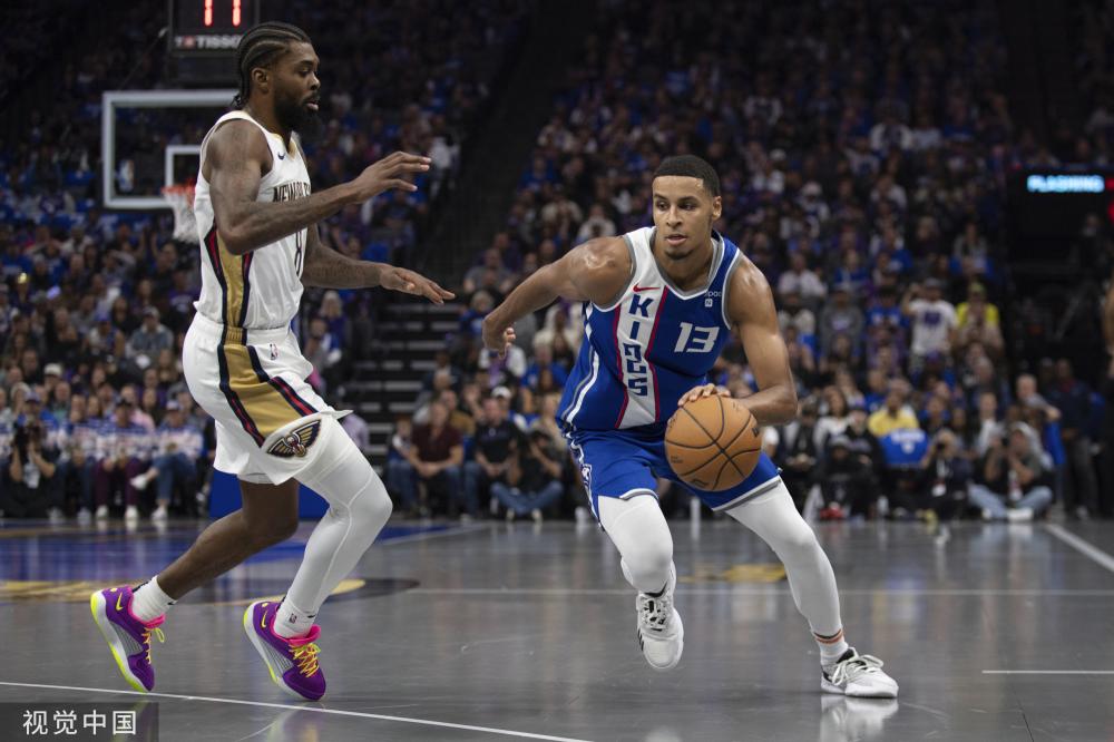 防守稳固的 防守稳固的