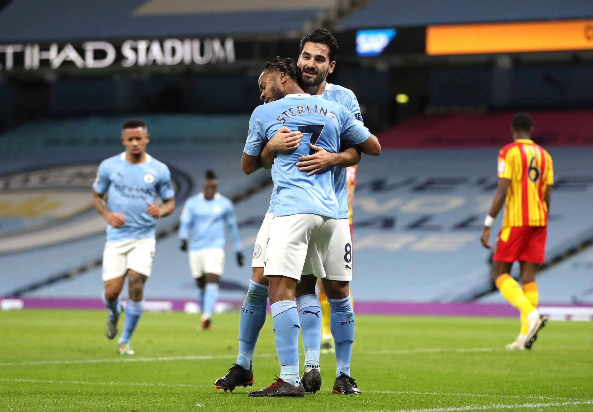 球队通过快 球队通过快